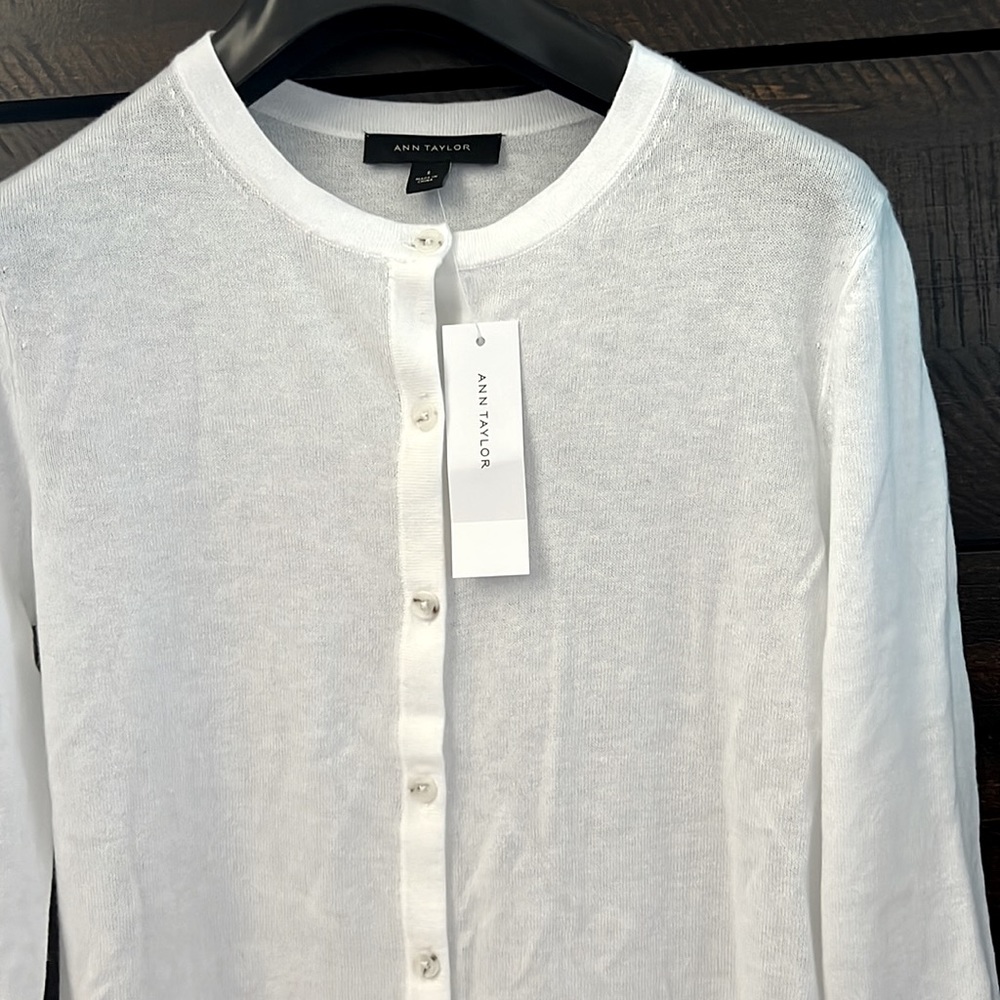 NWOT Ann Taylor White Cardigan Sweater Size S - Picture 6 of 10